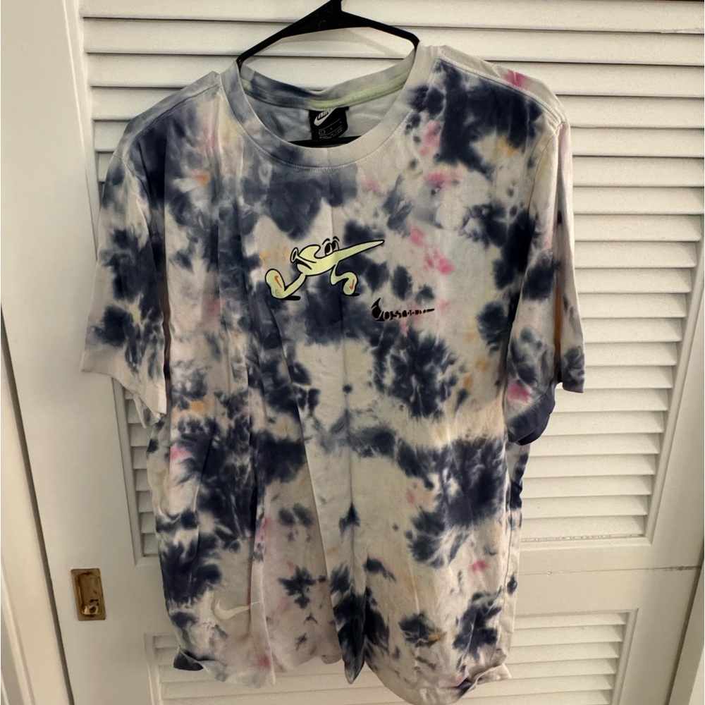 Nike T
